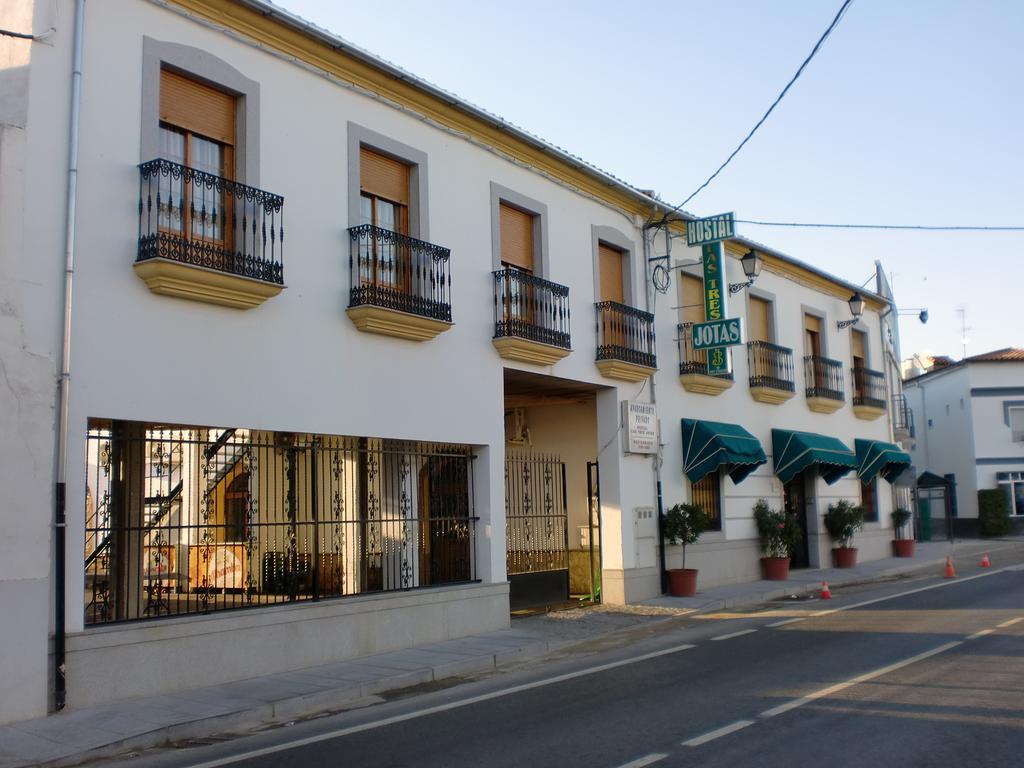 Hostal Las Tres Jotas Алькарасехос Экстерьер фото
